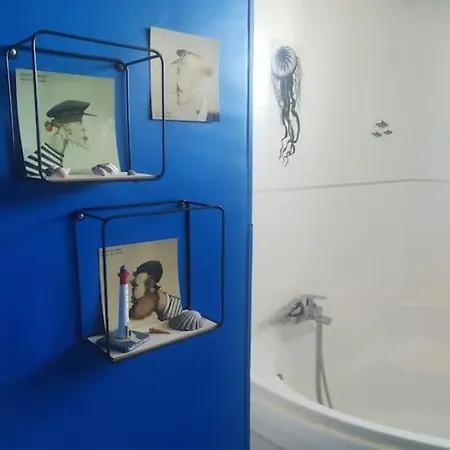 Maison Piscine Et Pkg Prives En Petite Camargue Vila Beauvoisin (Gard)