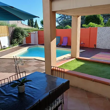 Villa Maison Piscine Et Pkg Privés En Petite Camargue *