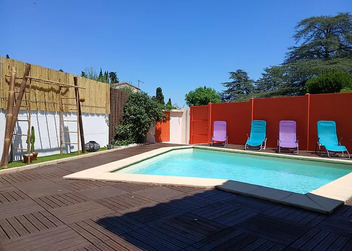 Villa Maison Piscine Et Pkg Prives En Petite Camargue *