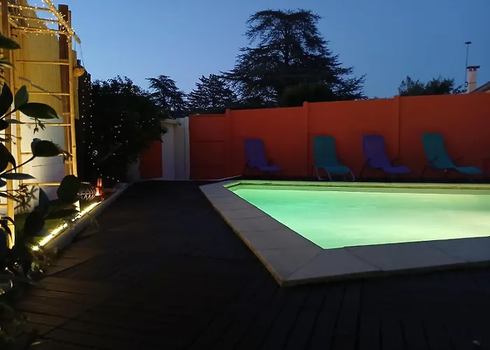 Villa Maison Piscine Et Pkg Prives En Petite Camargue Beauvoisin (Gard)
