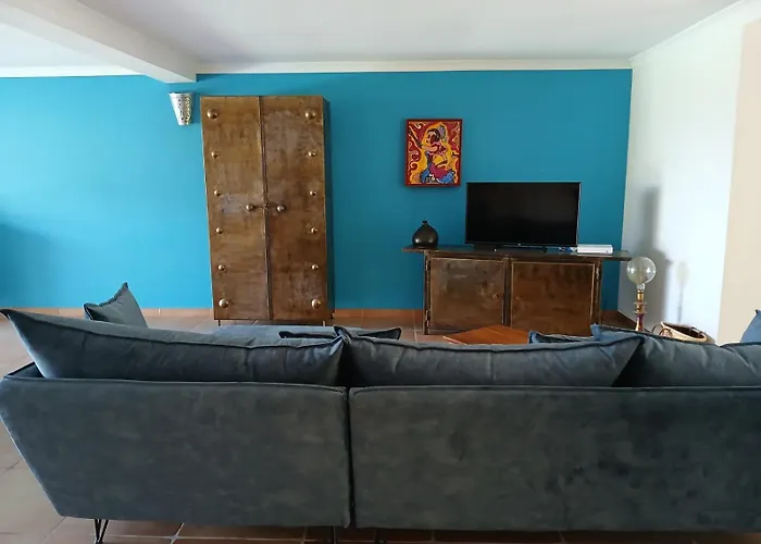 Villa Maison Piscine Et Pkg Prives En Petite Camargue *