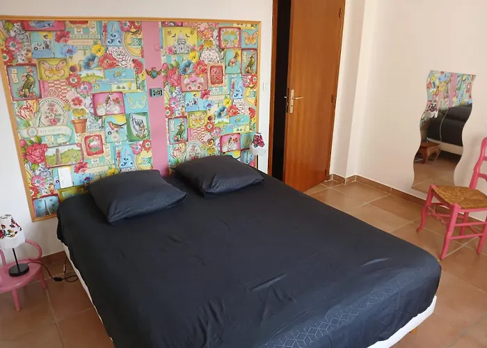 Villa Maison Piscine Et Pkg Prives En Petite Camargue Beauvoisin (Gard)